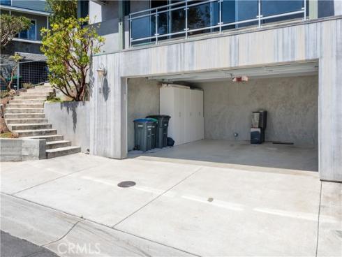 2810  Alexander  , Laguna Beach, CA
