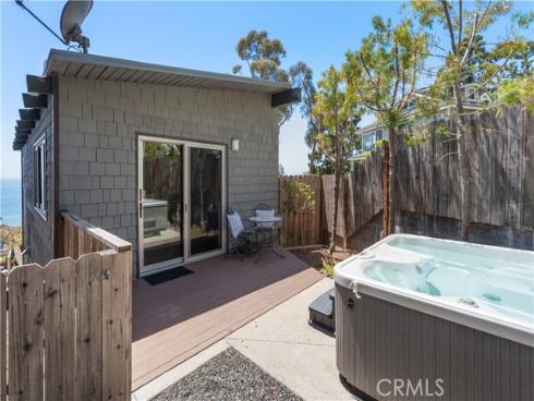 2810  Alexander  , Laguna Beach, CA