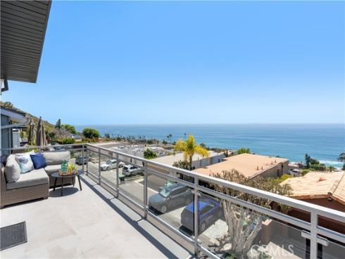 2810  Alexander  , Laguna Beach, CA