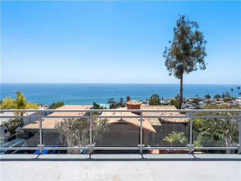 2810  Alexander  , Laguna Beach, CA