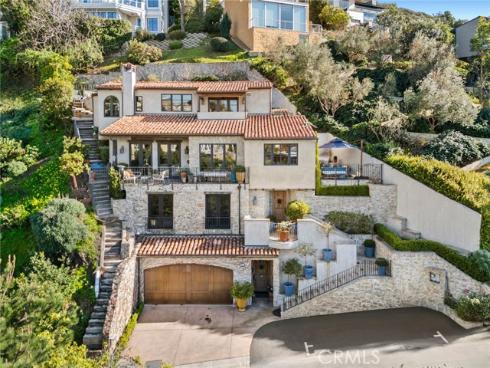 2100 Crestview Drive, Laguna Beach, CA