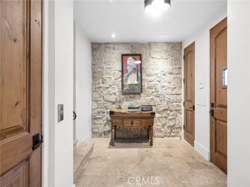 2100 Crestview Drive, Laguna Beach, CA