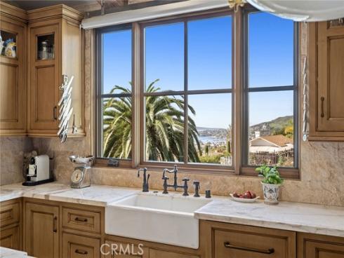 2100 Crestview Drive, Laguna Beach, CA
