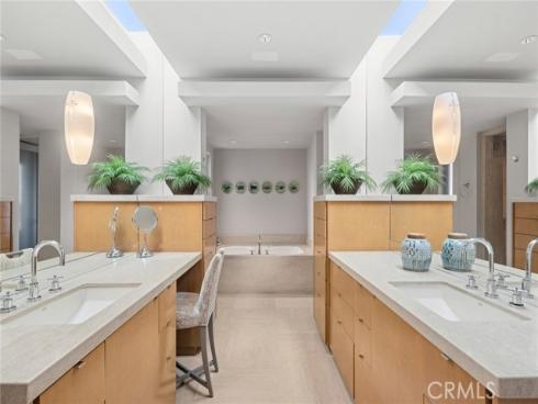 1409 Samoa Way, Laguna Beach, CA