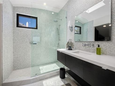31868 Circle Dr. , Laguna Beach, CA