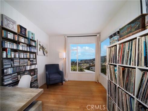933  Coast View Drive  , Laguna Beach, CA