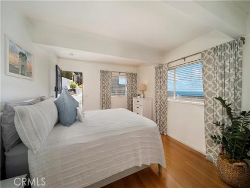 933  Coast View Drive  , Laguna Beach, CA