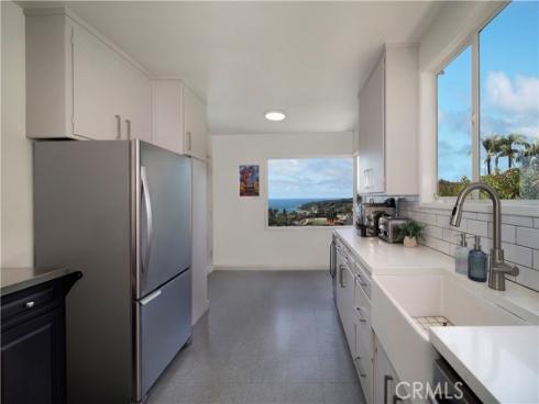 933  Coast View Drive  , Laguna Beach, CA