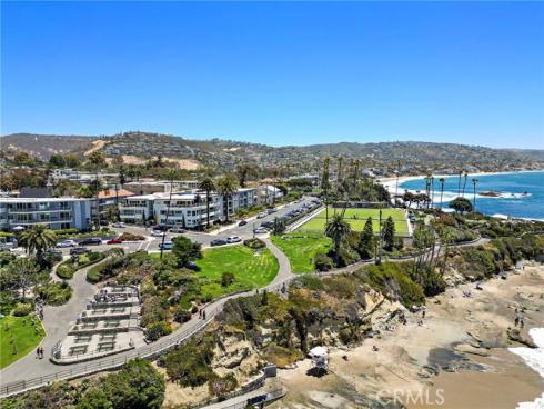 594 Cliff Drive, Laguna Beach, CA