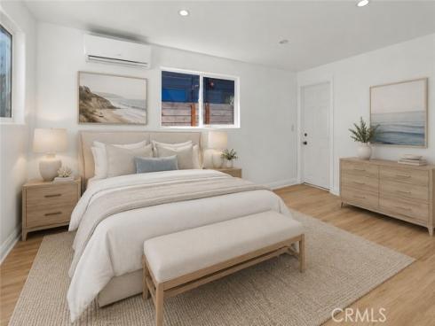 32122  Coast  , Laguna Beach, CA
