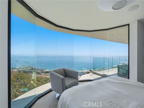 627 Nyes , Laguna Beach, CA