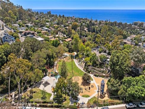 916 Bluebird Canyon Drive, Laguna Beach, CA
