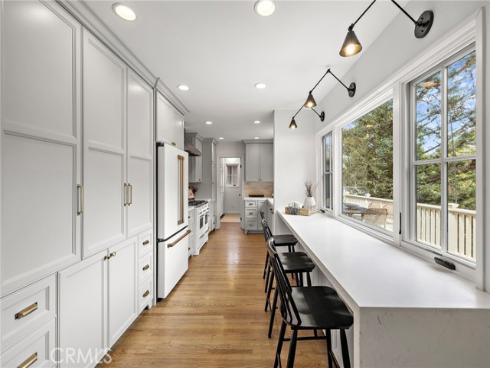 916 Bluebird Canyon Drive, Laguna Beach, CA