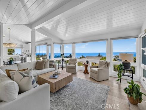 1 Vista Del Sol , Laguna Beach, CA