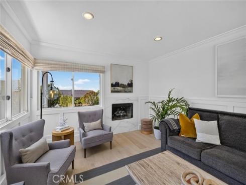 1 Vista Del Sol , Laguna Beach, CA