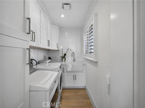 1 Vista Del Sol , Laguna Beach, CA