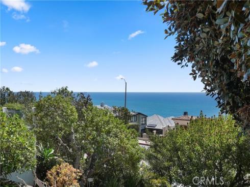 32082 Coast Hwy , Laguna Beach, CA