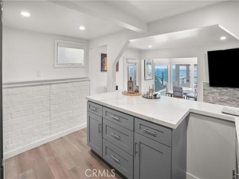 32082 Coast Hwy , Laguna Beach, CA