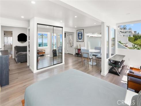 32082 Coast Hwy , Laguna Beach, CA