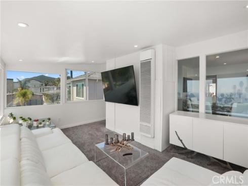 32082 Coast Hwy , Laguna Beach, CA