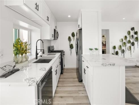 32082 Coast Hwy , Laguna Beach, CA