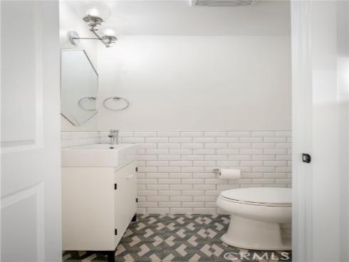 469 Oak , Laguna Beach, CA