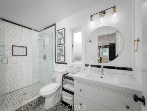469 Oak , Laguna Beach, CA