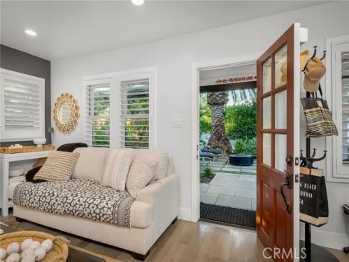 469 Oak , Laguna Beach, CA