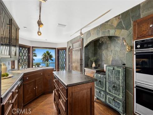 31971 Coast Highway, Laguna Beach, CA