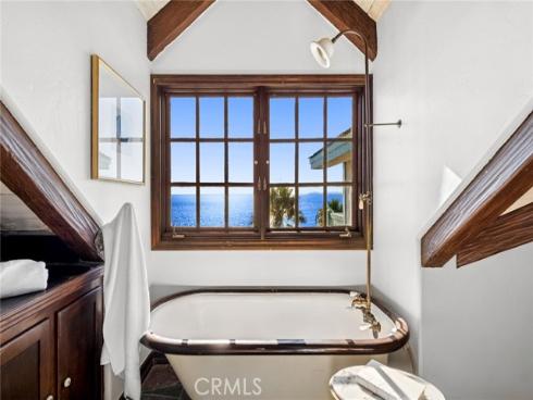 31971 Coast Highway, Laguna Beach, CA