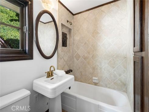 31971 Coast Highway, Laguna Beach, CA