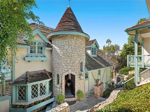 31971 Coast Highway, Laguna Beach, CA