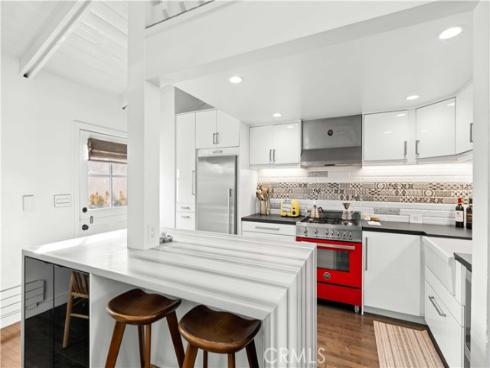1143 Catalina Street, Laguna Beach, CA