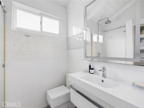 1143 Catalina Street, Laguna Beach, CA