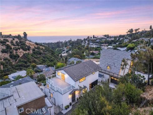 1414 Mar Vista Way