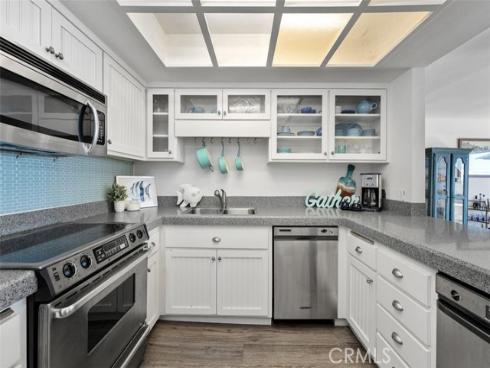 2430 Glenneyre , Laguna Beach, CA
