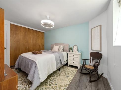 2430 Glenneyre , Laguna Beach, CA