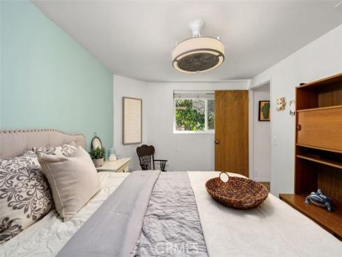 2430 Glenneyre , Laguna Beach, CA