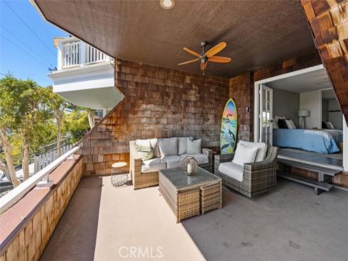 2430 Glenneyre , Laguna Beach, CA