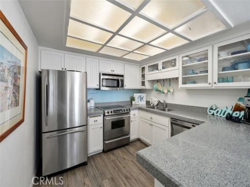 2430 Glenneyre , Laguna Beach, CA