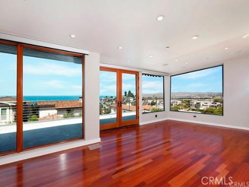 988 Acapulco , Laguna Beach, CA