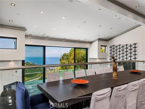 2135 Hillview Drive, Laguna Beach, CA