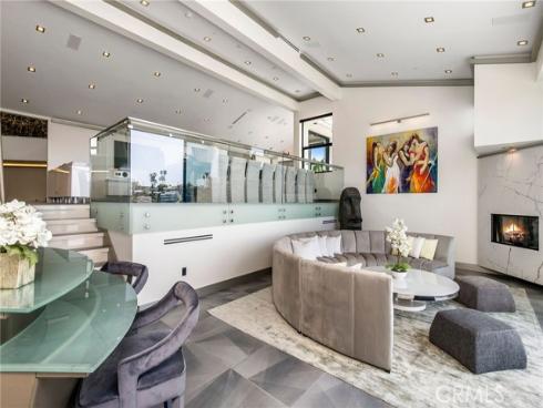 2135 Hillview Drive, Laguna Beach, CA