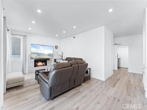 27088  Ironwood Drive  , Laguna Hills, CA