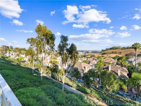 27088  Ironwood Drive  , Laguna Hills, CA