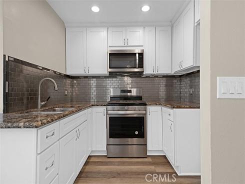 25821  Via Lomas  216 , Laguna Hills, CA