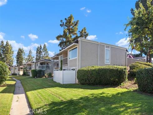 23332  Caminito Lazaro  260 , Laguna Hills, CA