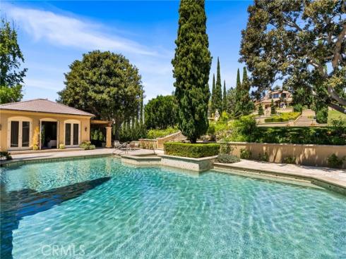 26501  Silver Saddle   Lane, Laguna Hills, CA