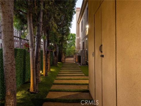 25281  Derbyhill   Drive, Laguna Hills, CA