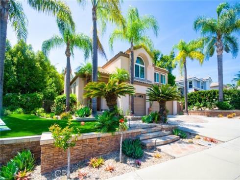 26821 Moore Oaks Road, Laguna Hills, CA